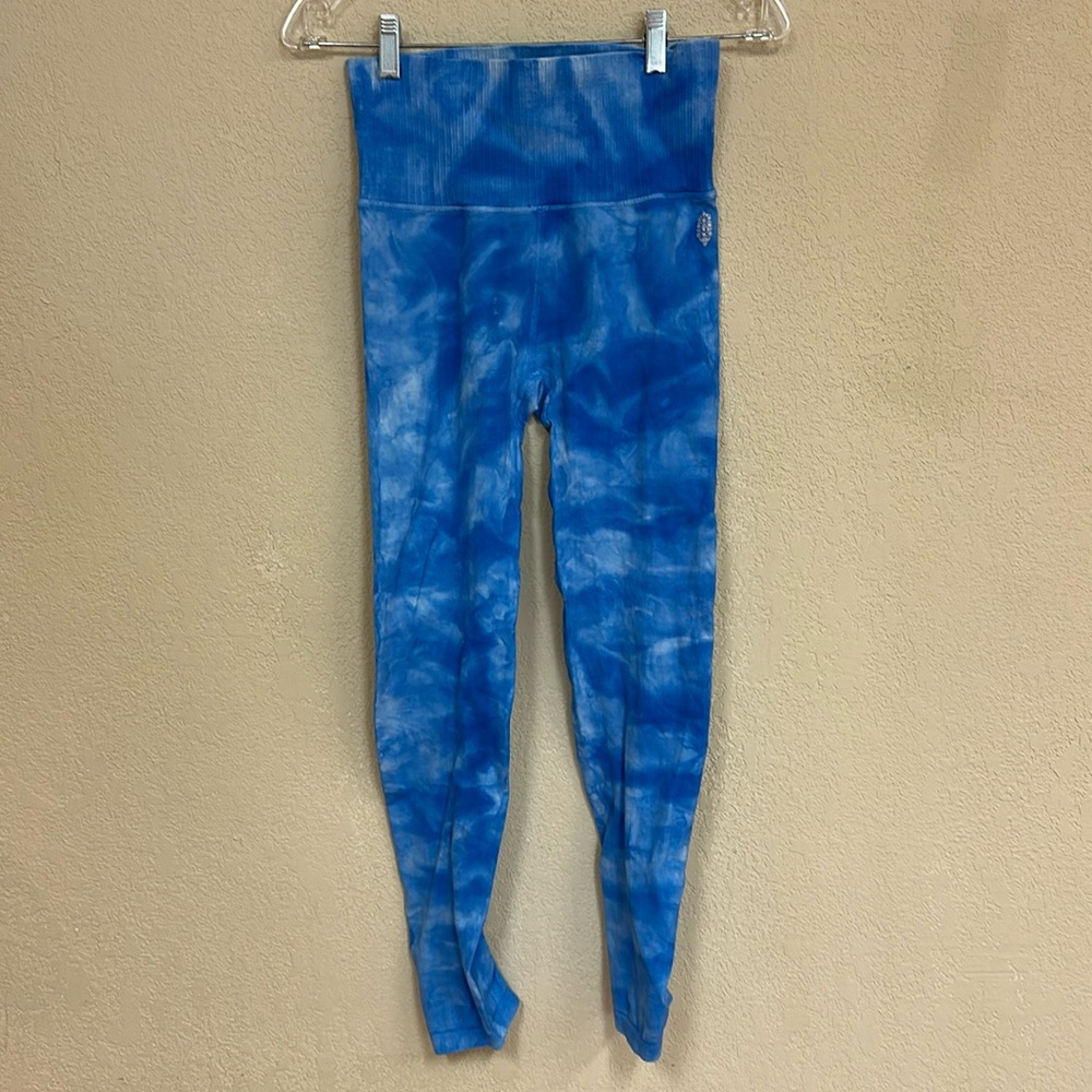 Free People Vibrant Blue Patterned Leggings